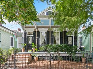 2515 Constance St, New Orleans, LA 70130