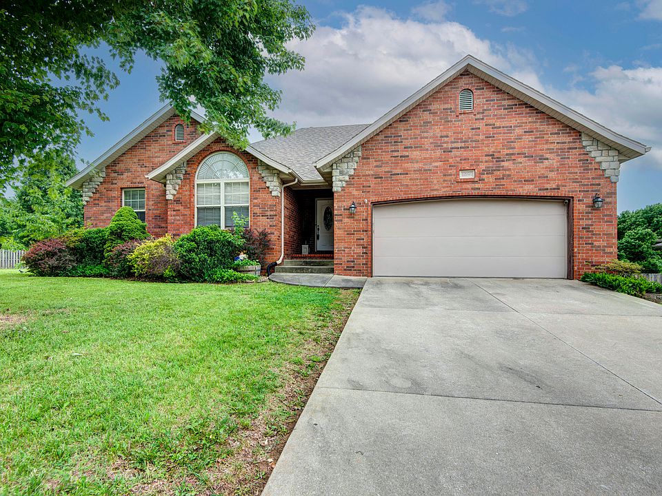 1st image of 1056 W Grayrock Drive