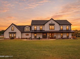 114 McGeehee Rd, Senatobia, MS 38668