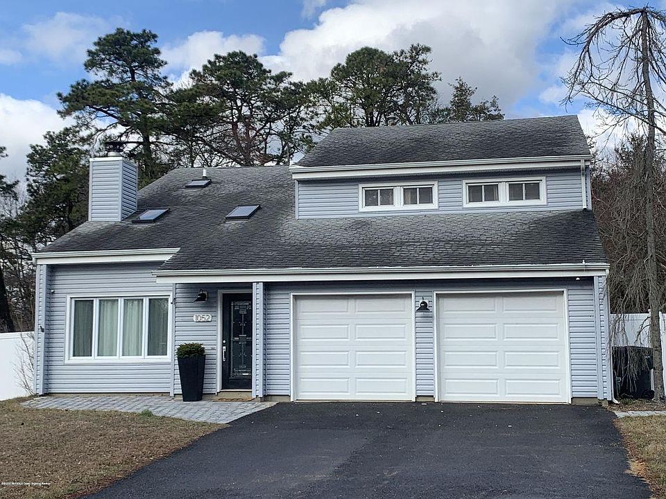 1st image of 1052 Lake Placid Dr