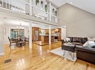 5 Torrey Rd, Sutton, MA 01590