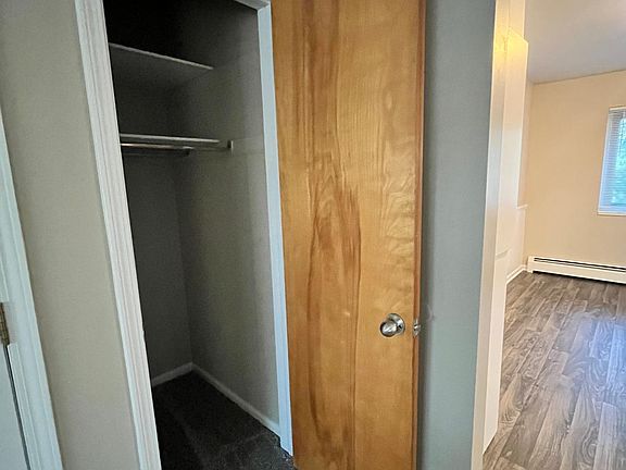 4th image of 615 Douglas Ave #H3