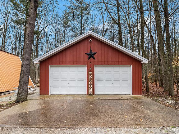 5th image of 8442 S White Oak Dr