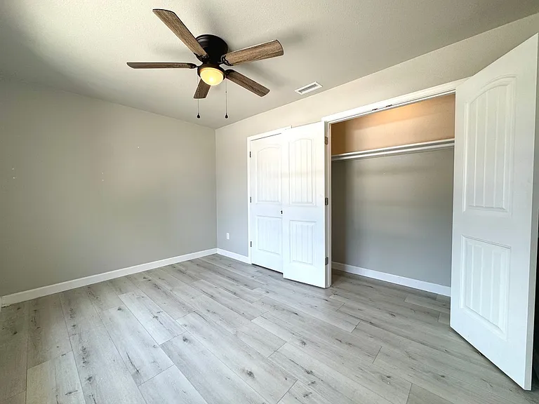 591 E Boswell St #2 — Photo 8