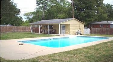 16x32 inground pool w steps