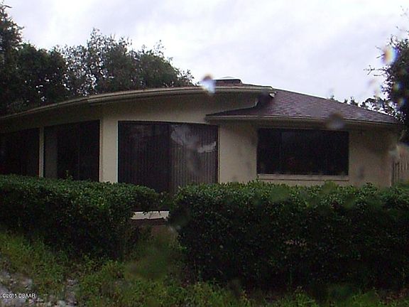 2nd image of 224 Canterbury Cir