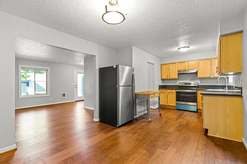 3618 SW Multnomah Blvd photo 1