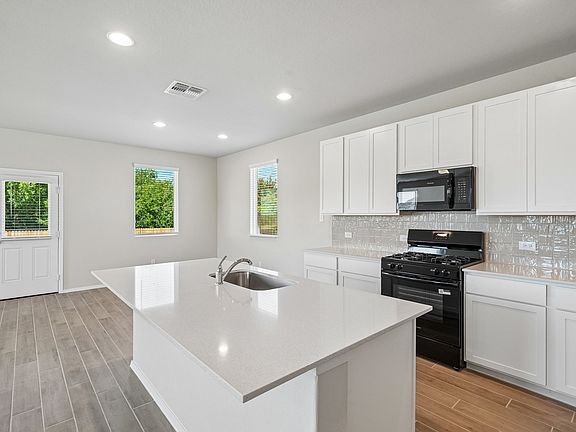 4th image of 2635 Seabream Dr