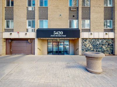 5420 N Sheridan Rd APT 301, Chicago, IL, 60640