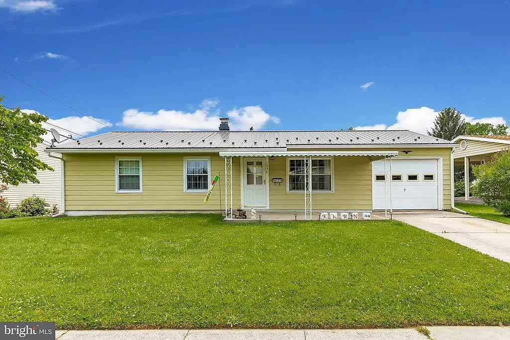 1036 Bramly Dr photo 1