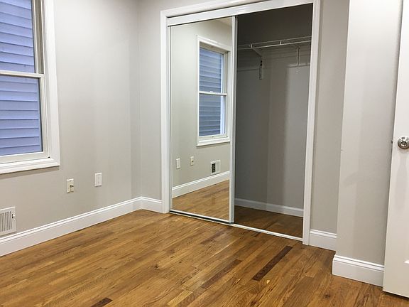 4th image of 303 Arlington Ave APT 1Q