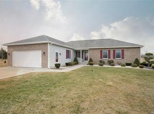 4370 Wilson Burt Rd, Wilson, NY 14172