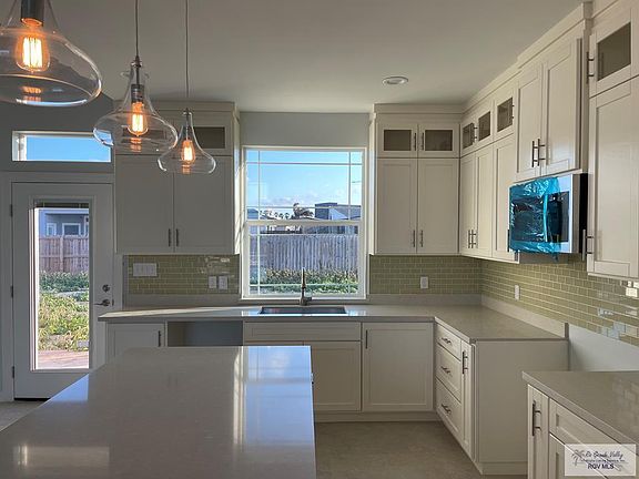 5th image of 3900 Galicia Ct