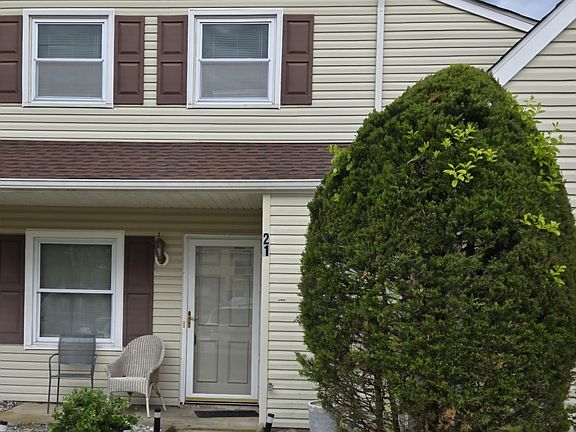3rd image of 21 S Seas Ct #21
