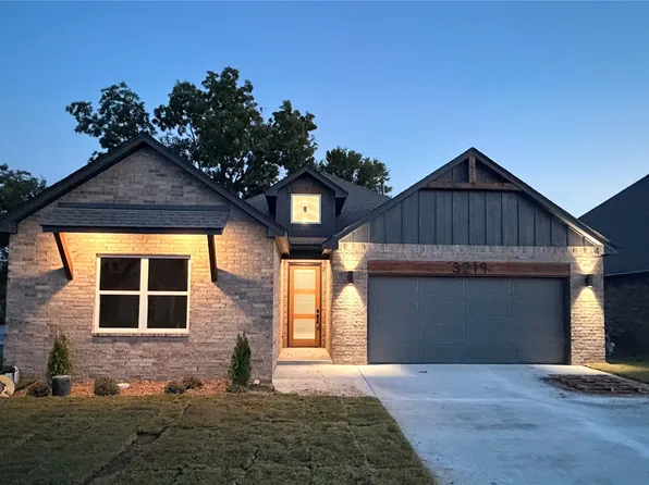 3219 Boardwalk Ct, Bartlesville, OK 74006