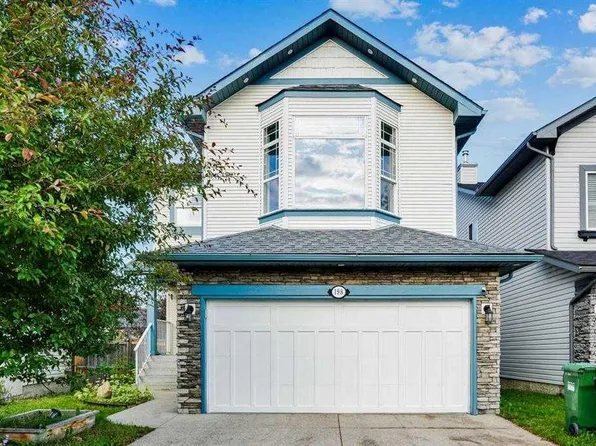 198 W New Brighton Cir SE, Calgary, AB T2Z 4B4