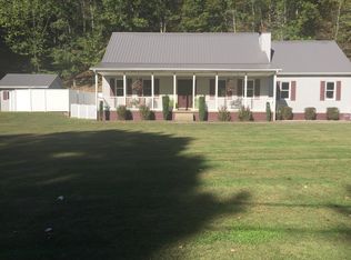 31 Upper Pinch Rd, Elkview, WV 25071