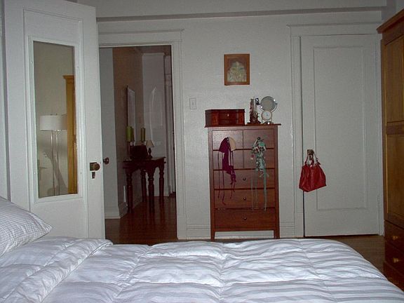 4th image of 4515 Maryland Ave APT 815
