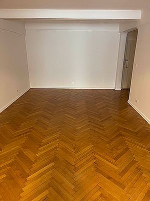 2nd image of 139 E 35th St APT 5H