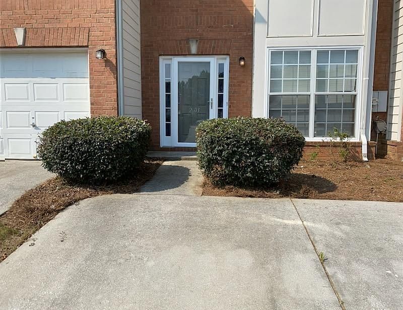 1st image of 2603 Parkway Trl