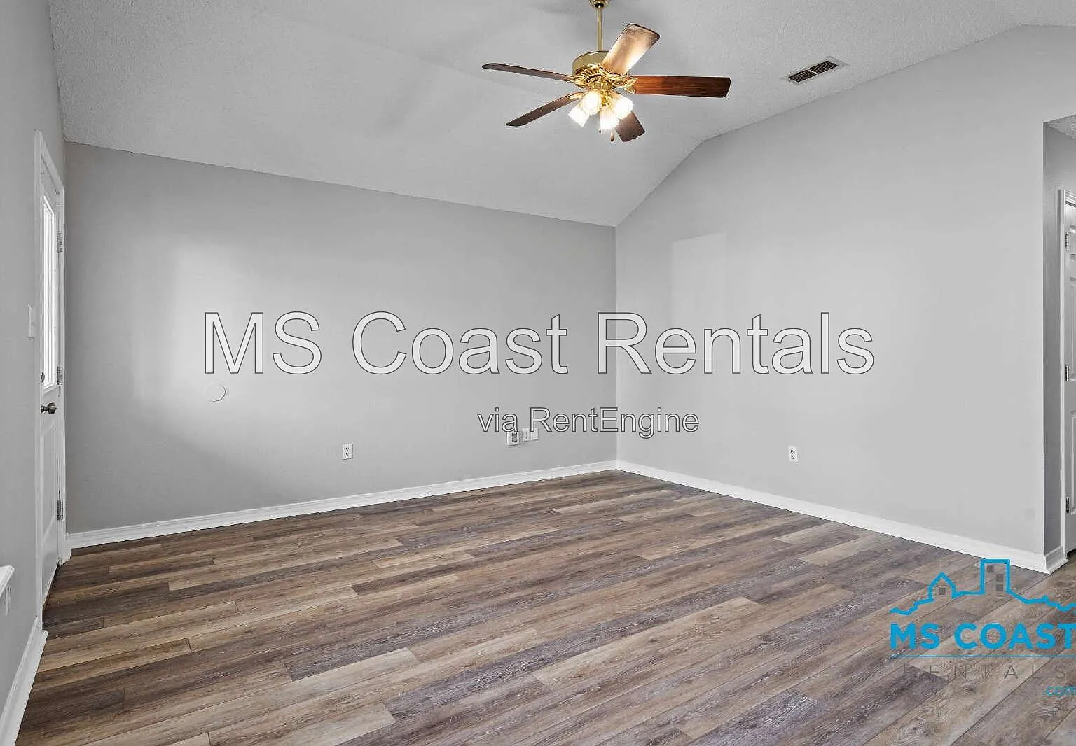 3 bed, 2.0 bath, 1208 sqft, $1,499 — Photo 4