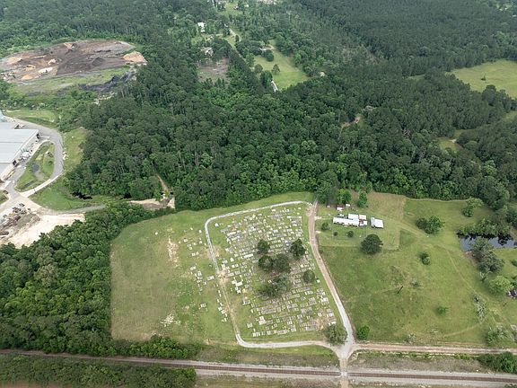2nd image of Cryer Cemetery Rd