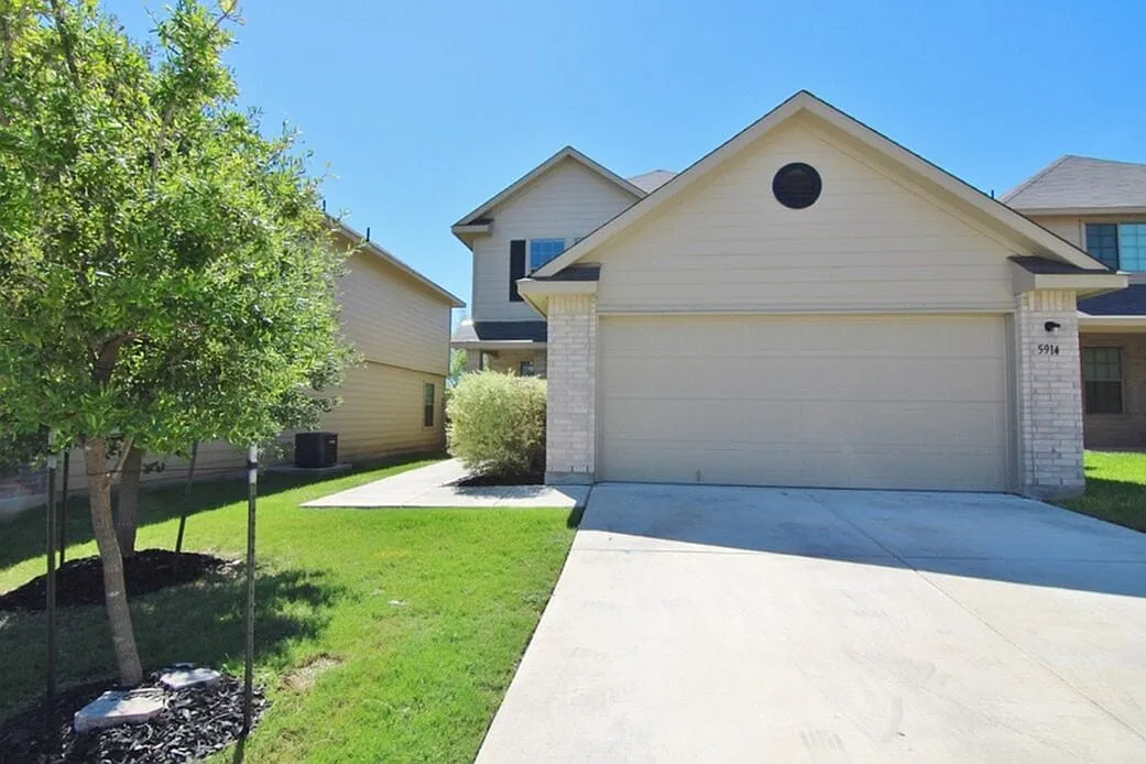 Aspen Park East — Photo 3