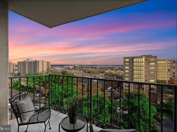 2059 Huntington Ave, Alexandria, VA