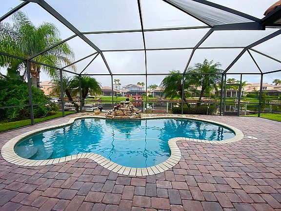 5th image of 18016 Malakai Isle Dr
