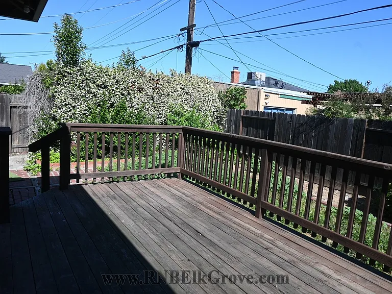 2620 Fernandez Dr — Photo 18