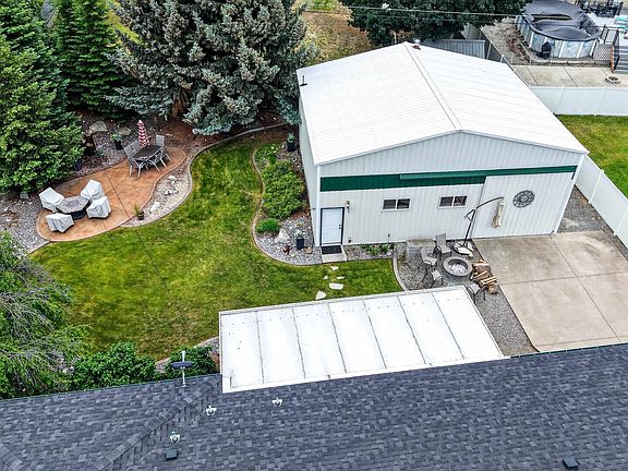 3rd image of 11922 E 25th Ave