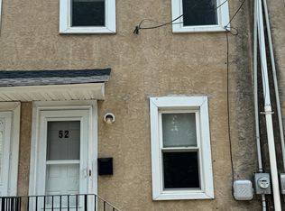 52 Daymond St, Trenton, NJ 08611
