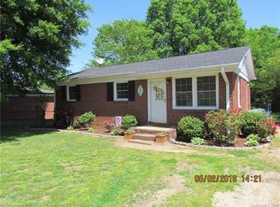 206 Winona Ave, Kannapolis, NC 28081
