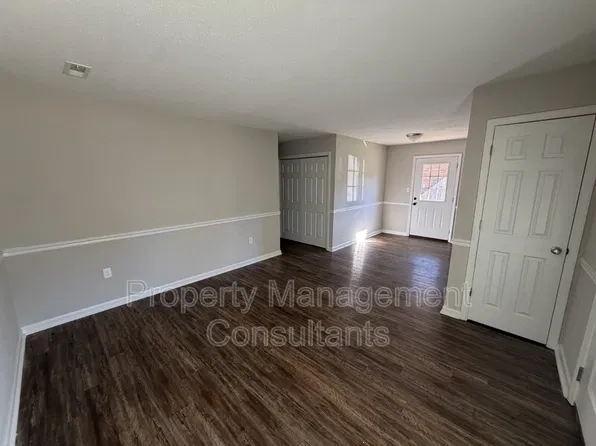 144 Angela Dr APT B, Madison, AL 35758