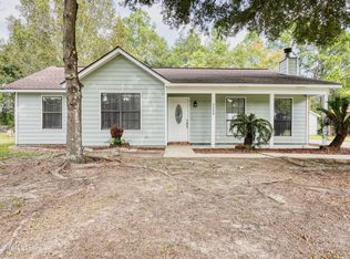 2408 Farmington Dr, Gautier, MS 39553