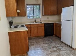 4514 92nd St NE #B, Marysville, WA 98270