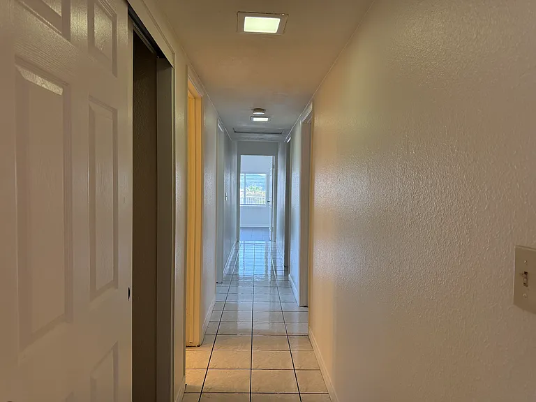 4933 Maiden Ln — Photo 12