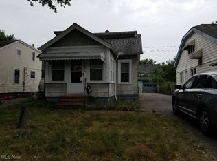 9811 Robinson Ave, Garfield Heights, OH 44125