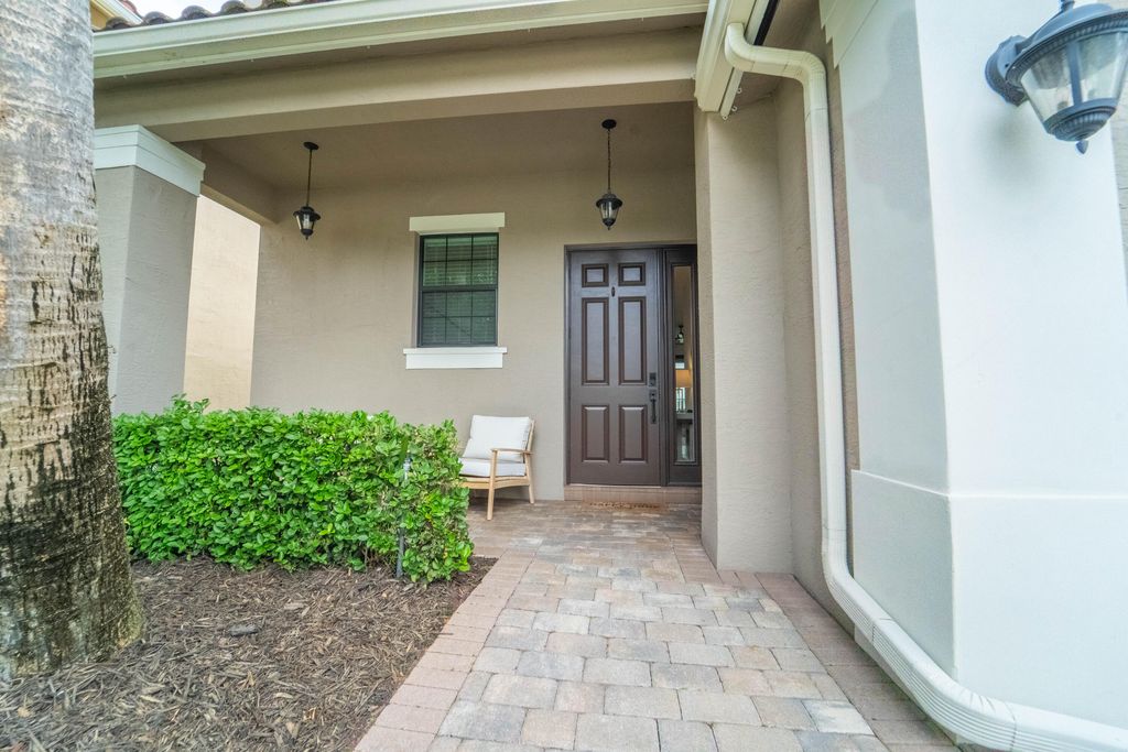 8089 Ironstone Drive, Delray Beach, FL - View 5