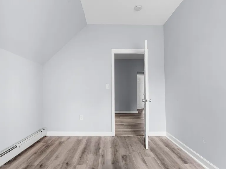 104 Buena Vista Ave — Photo 7