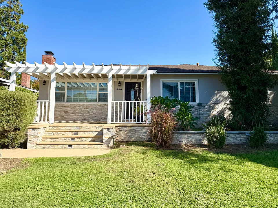 626 Terrado Dr