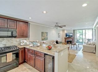7851 Southlake Dr UNIT 4, Huntington Beach, CA 92647