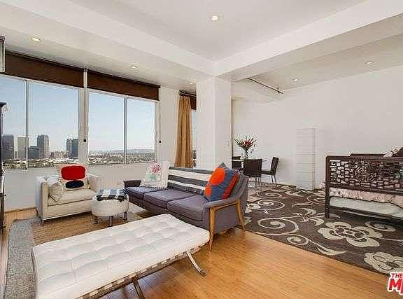 3rd image of 10501 Wilshire Blvd Unit 2105