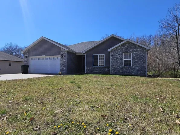 130 Sycamore Dr, Saint Robert, MO 65584