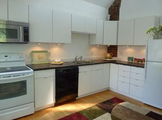 416 E Windsor Ave, Alexandria, VA 22301
