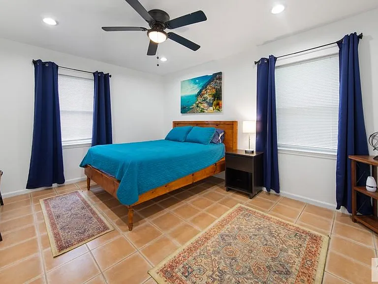 421 Mesquite Dr — Photo 16