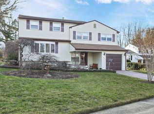40 Craig St, Hazlet, NJ 07730