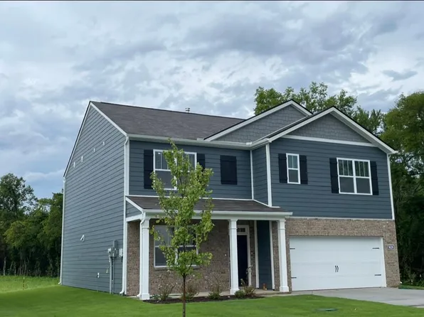 9039 Copenhagen Dr, Murfreesboro, TN 37129