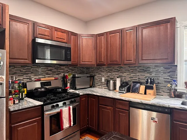140 Doyle Ave #2 — Photo 1