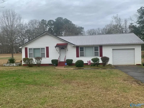 726 Riverside Dr, Gadsden, AL 35903